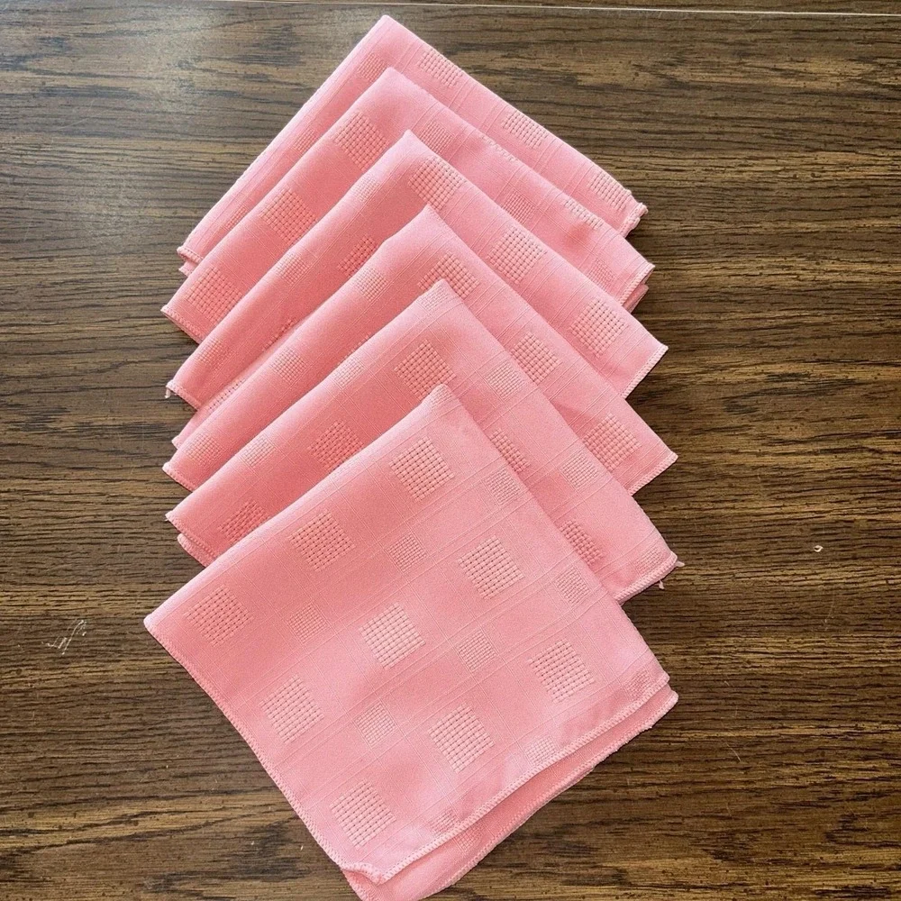 N/A vintage tablecloth